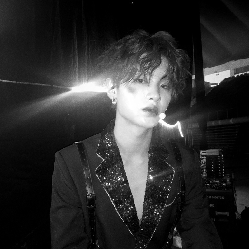 黄明昊