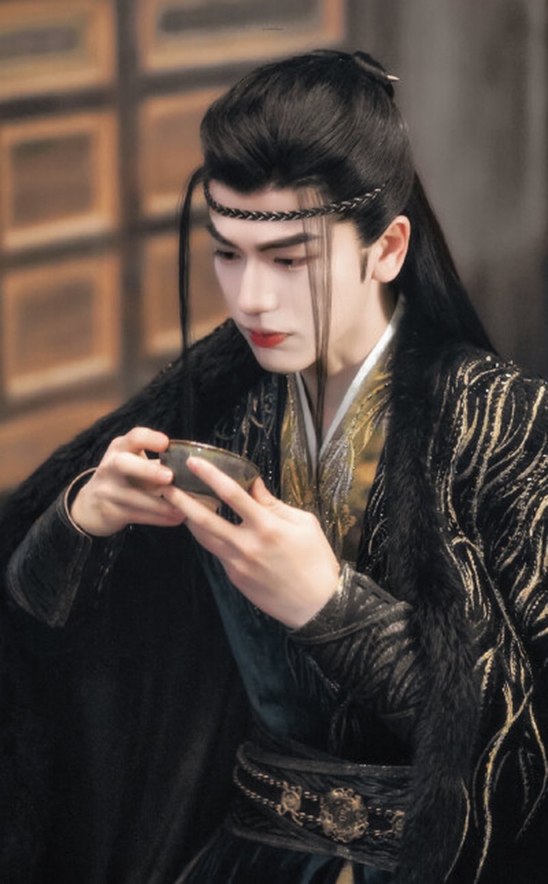 张凌赫