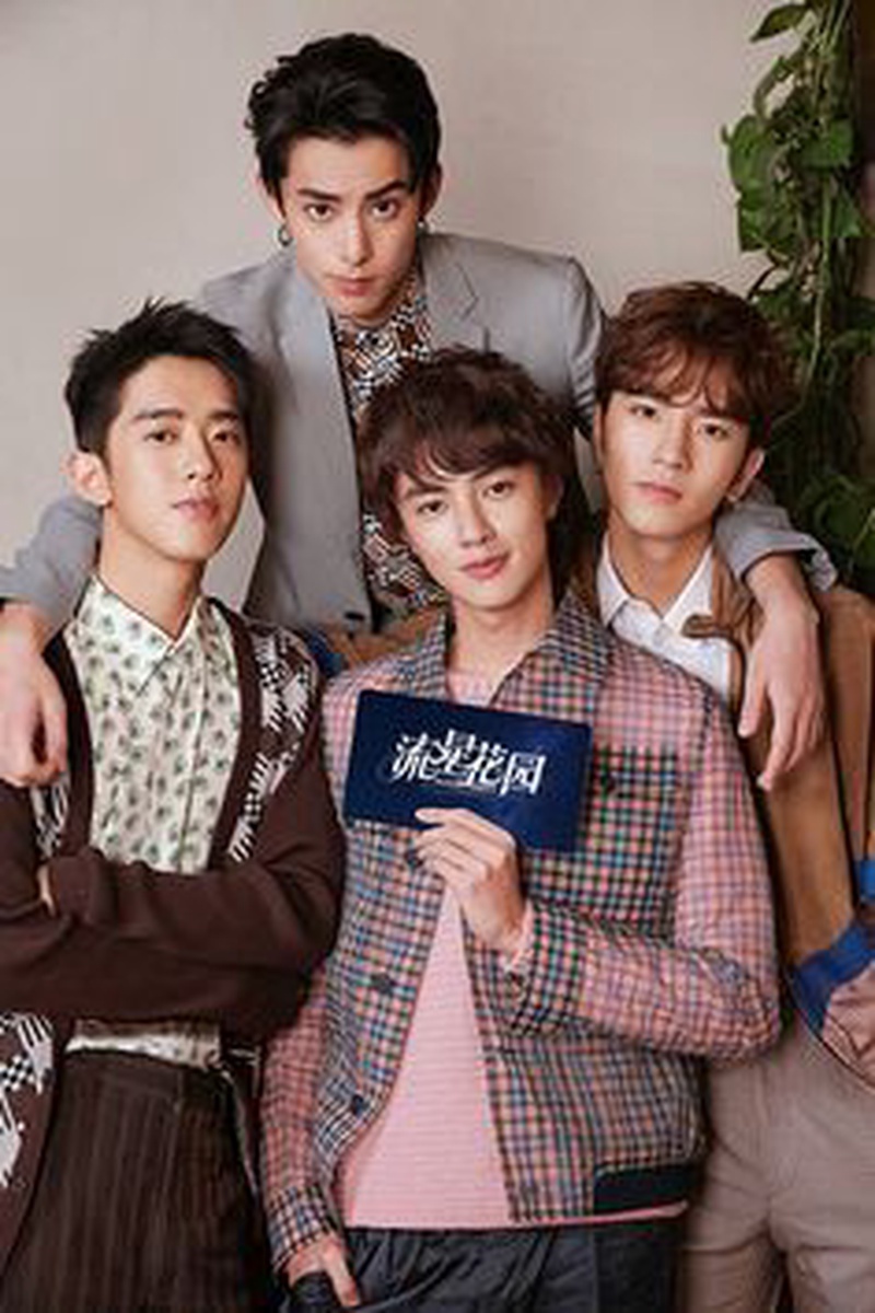 F4